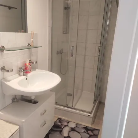 Helle 2 In Zentrum * Schwerin (Mecklenburg-Vorpommern)